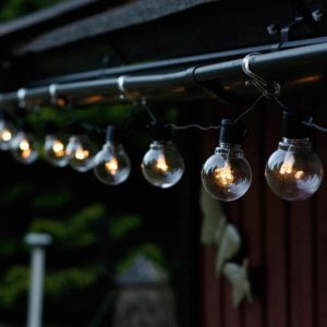LED party ljusslinga 16 ljus klara bollar svart kabel