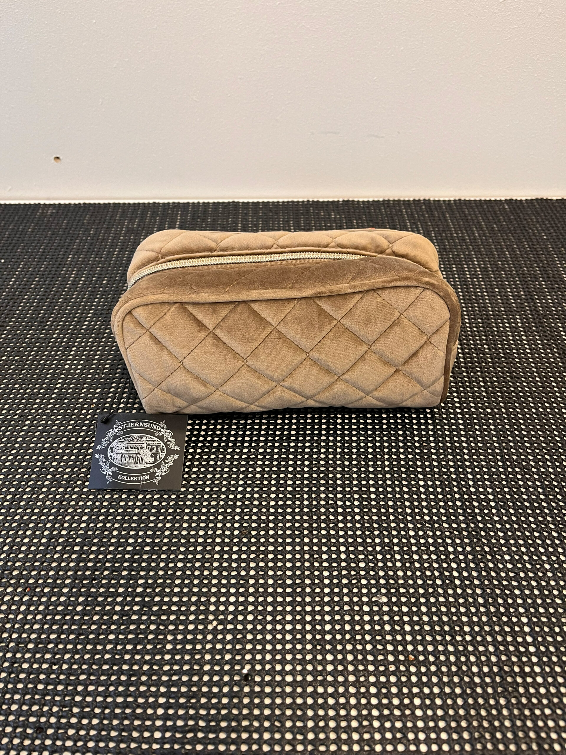 Necessär liten brun-1