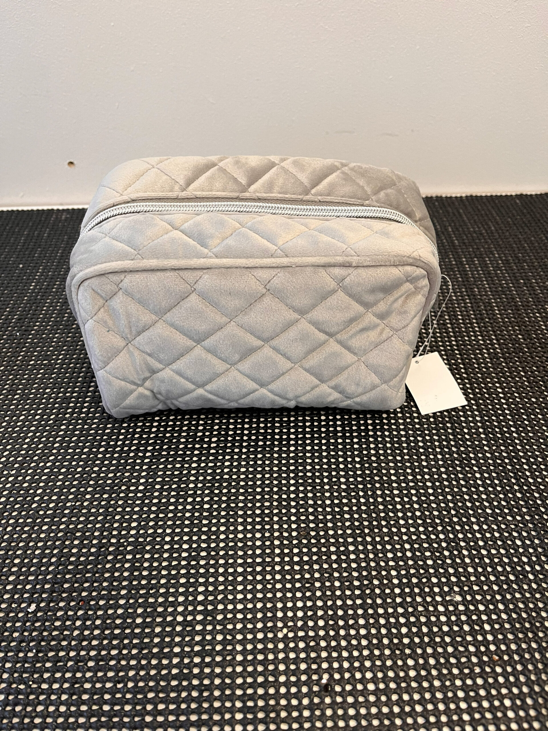 Necessär stor silver-1